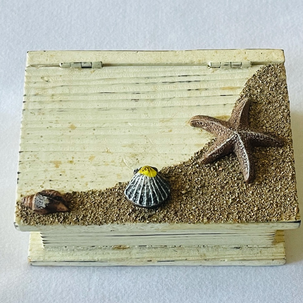 Jewelry box. Beach theme. 5” x 3.5” x 2”